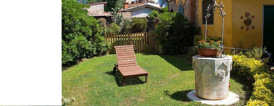 Al Piano di Sopra Bed and Breakfast Massarosa Esterno foto